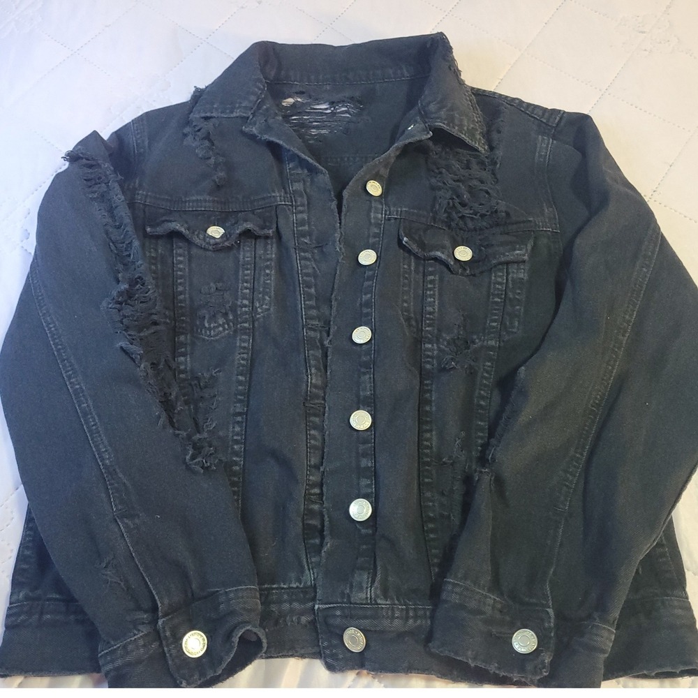 Signature Black Distressed Denim Trucker Jacket Ripped Frayed Edgy Punk Style M